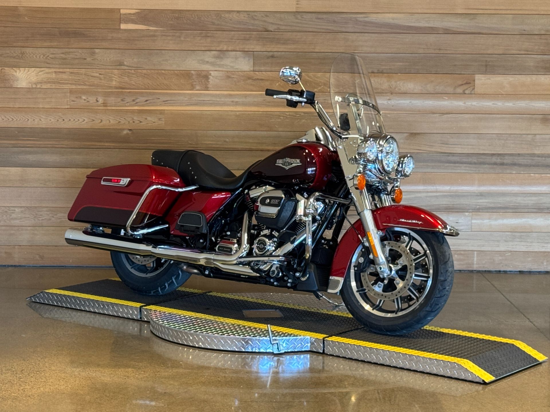 2019 Harley-Davidson Road King® in Salem, Oregon - Photo 2