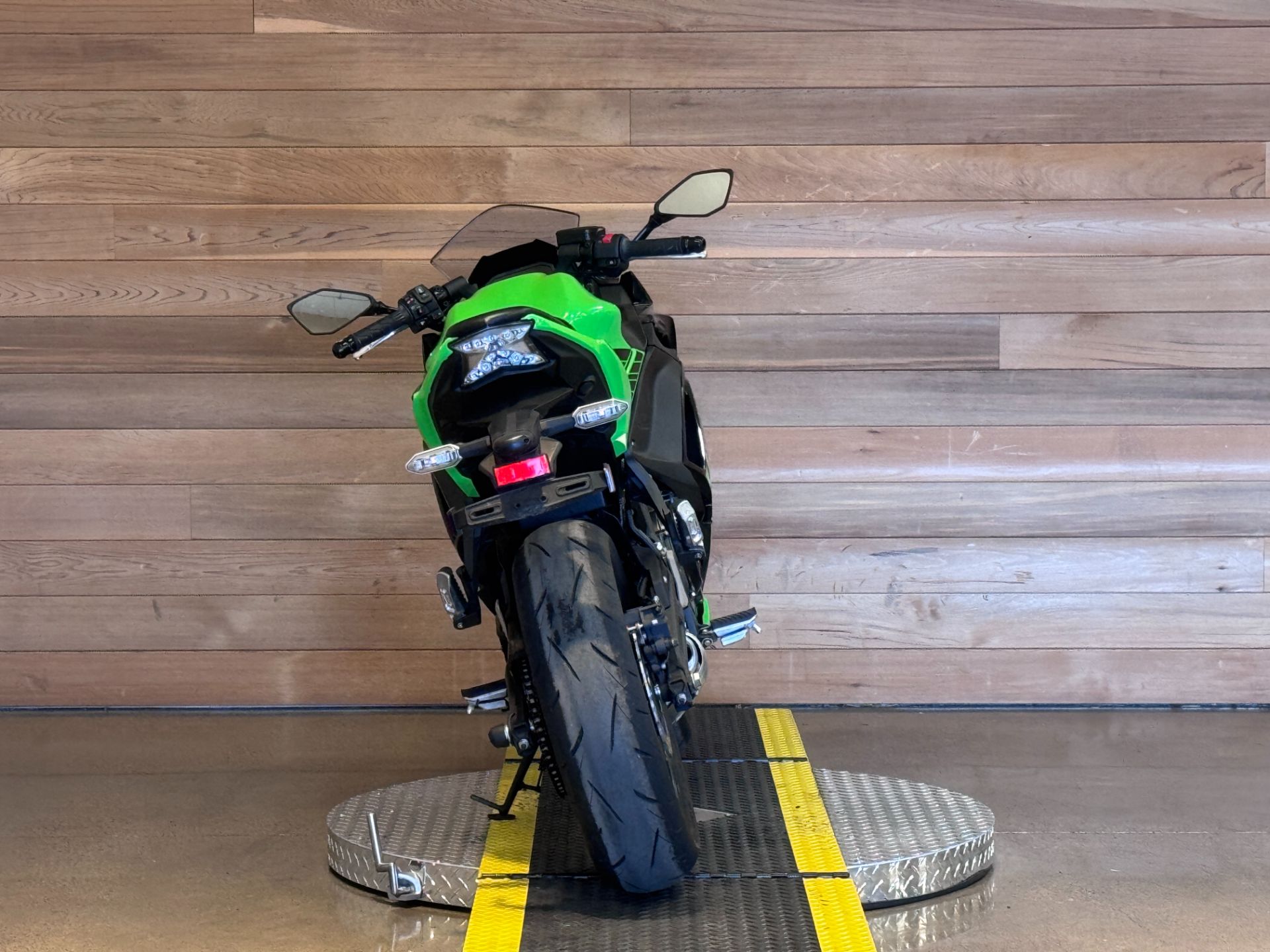 2024 Kawasaki Ninja 650 KRT Edition ABS in Salem, Oregon - Photo 6