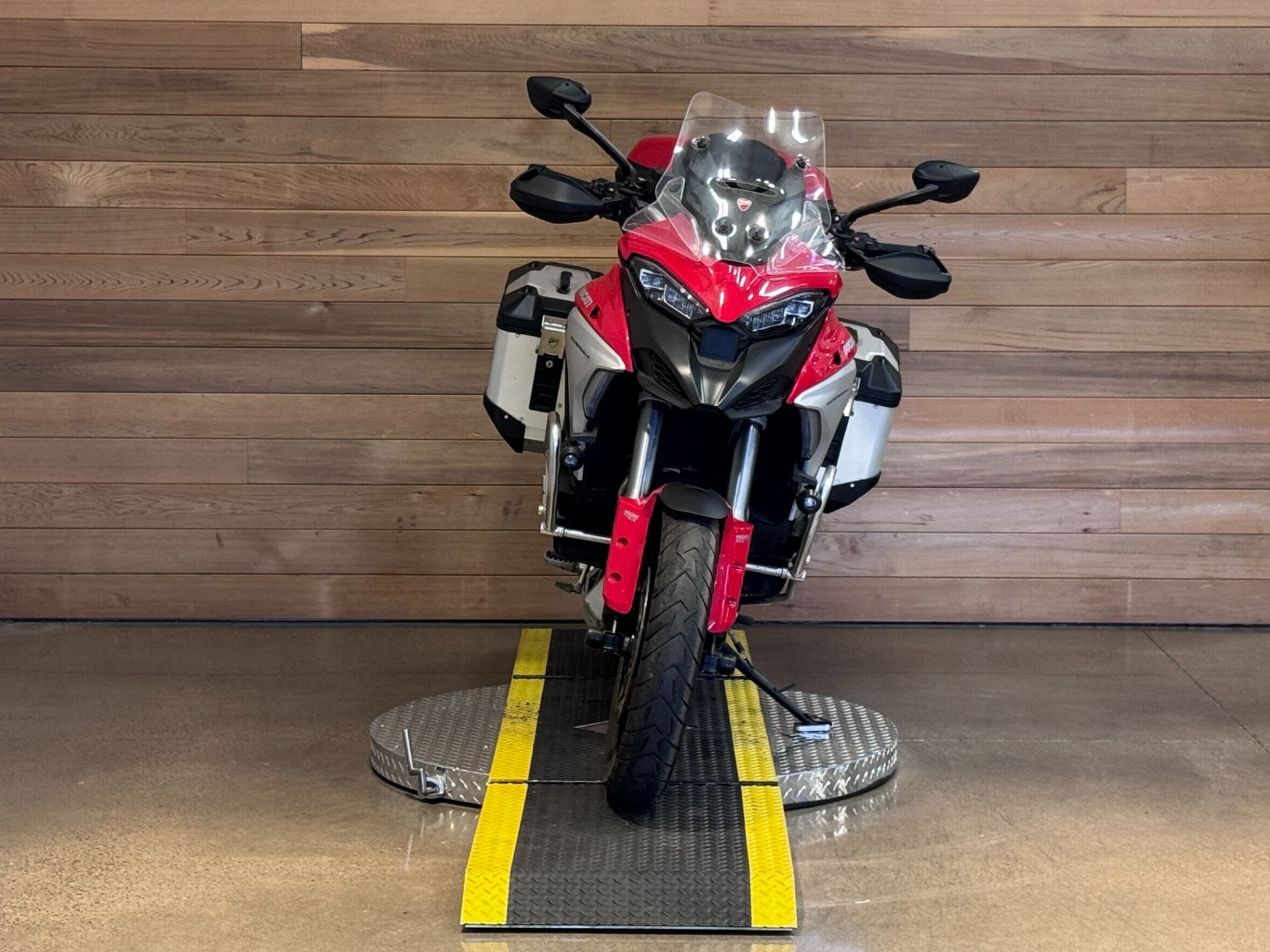2021 Ducati Multistrada V4 in Salem, Oregon - Photo 3