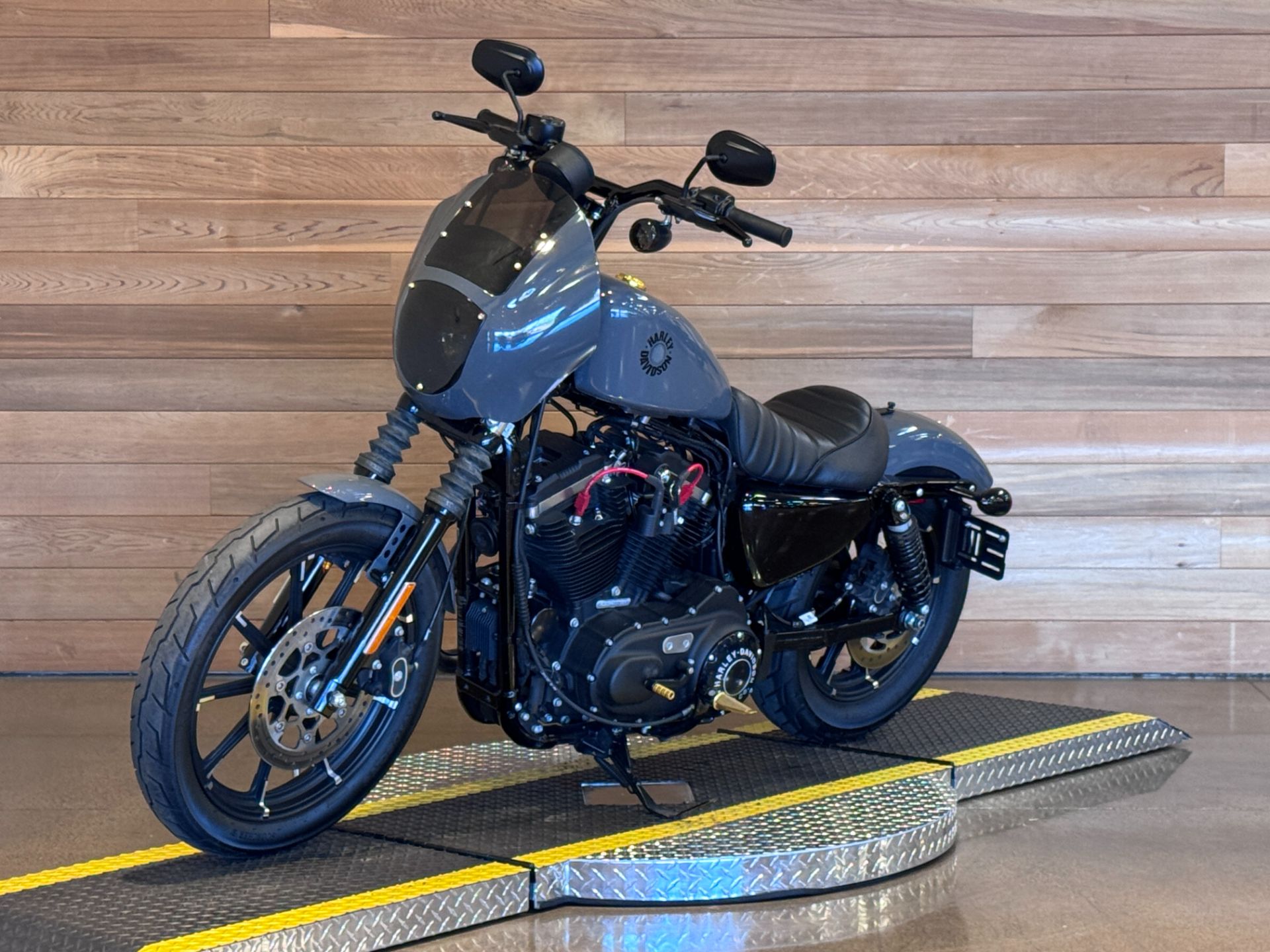 2022 Harley-Davidson Iron 883™ in Salem, Oregon - Photo 4