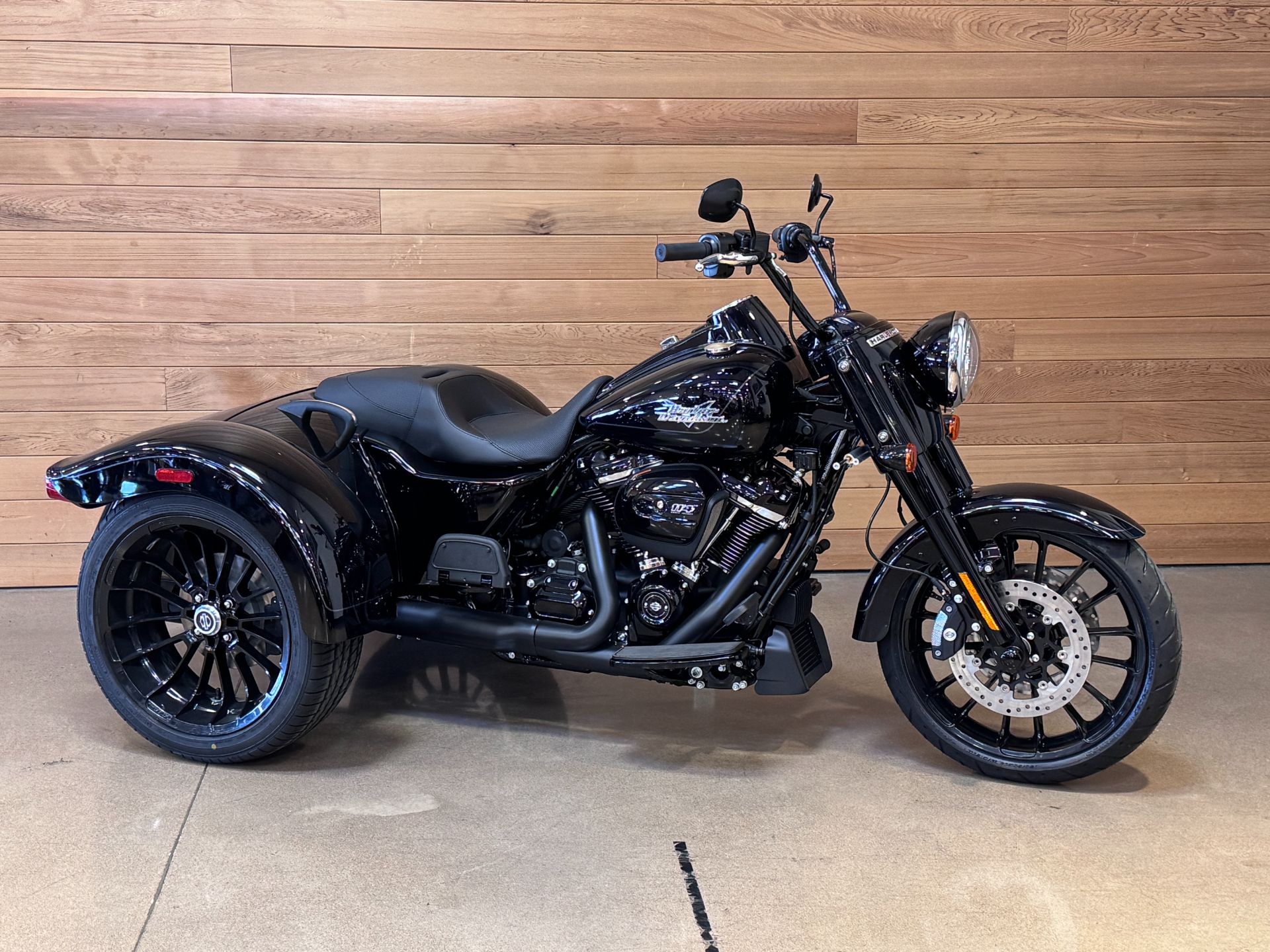 2024 Harley-Davidson Freewheeler® in Salem, Oregon - Photo 2