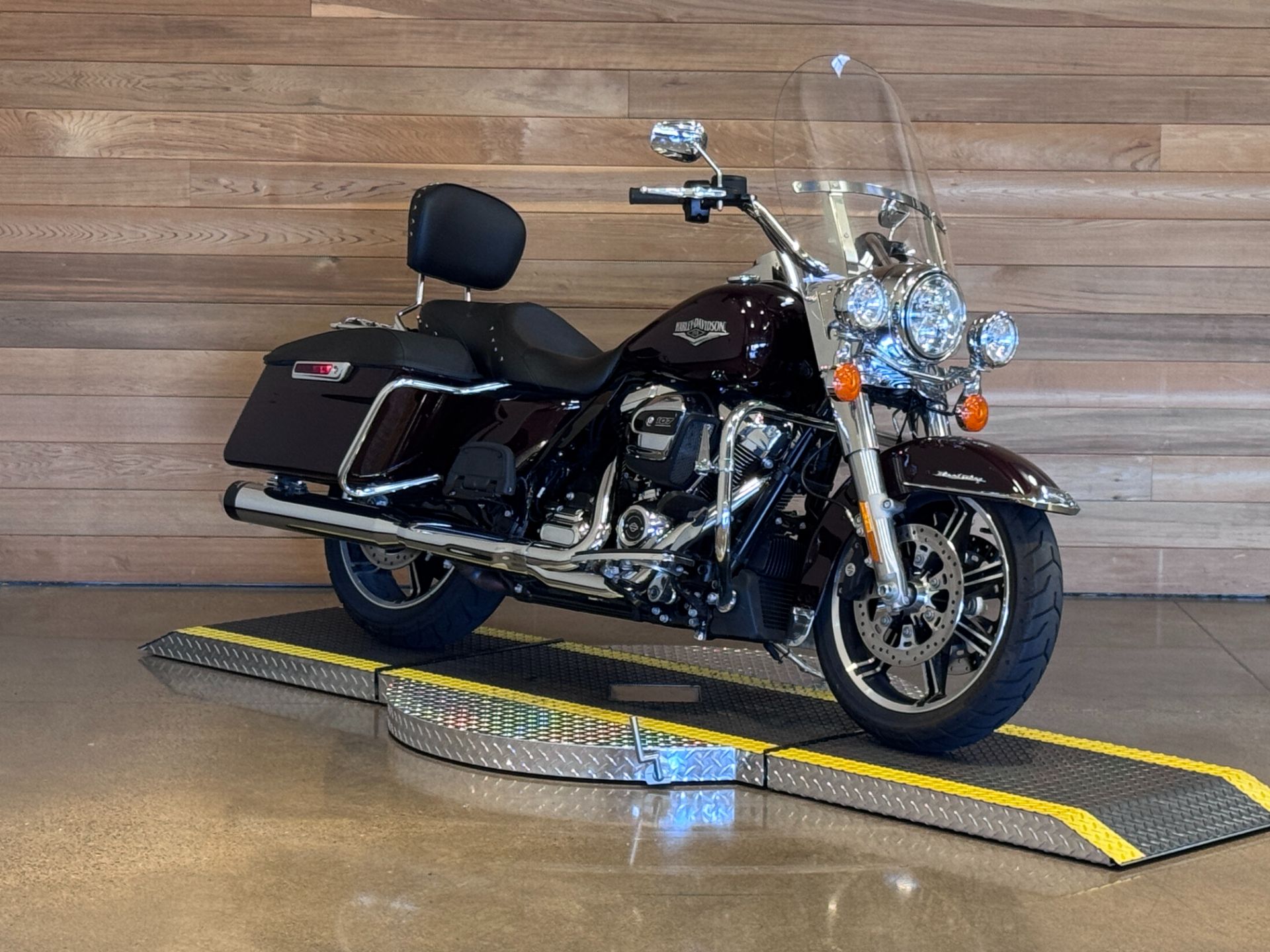 2022 Harley-Davidson Road King® in Salem, Oregon - Photo 2