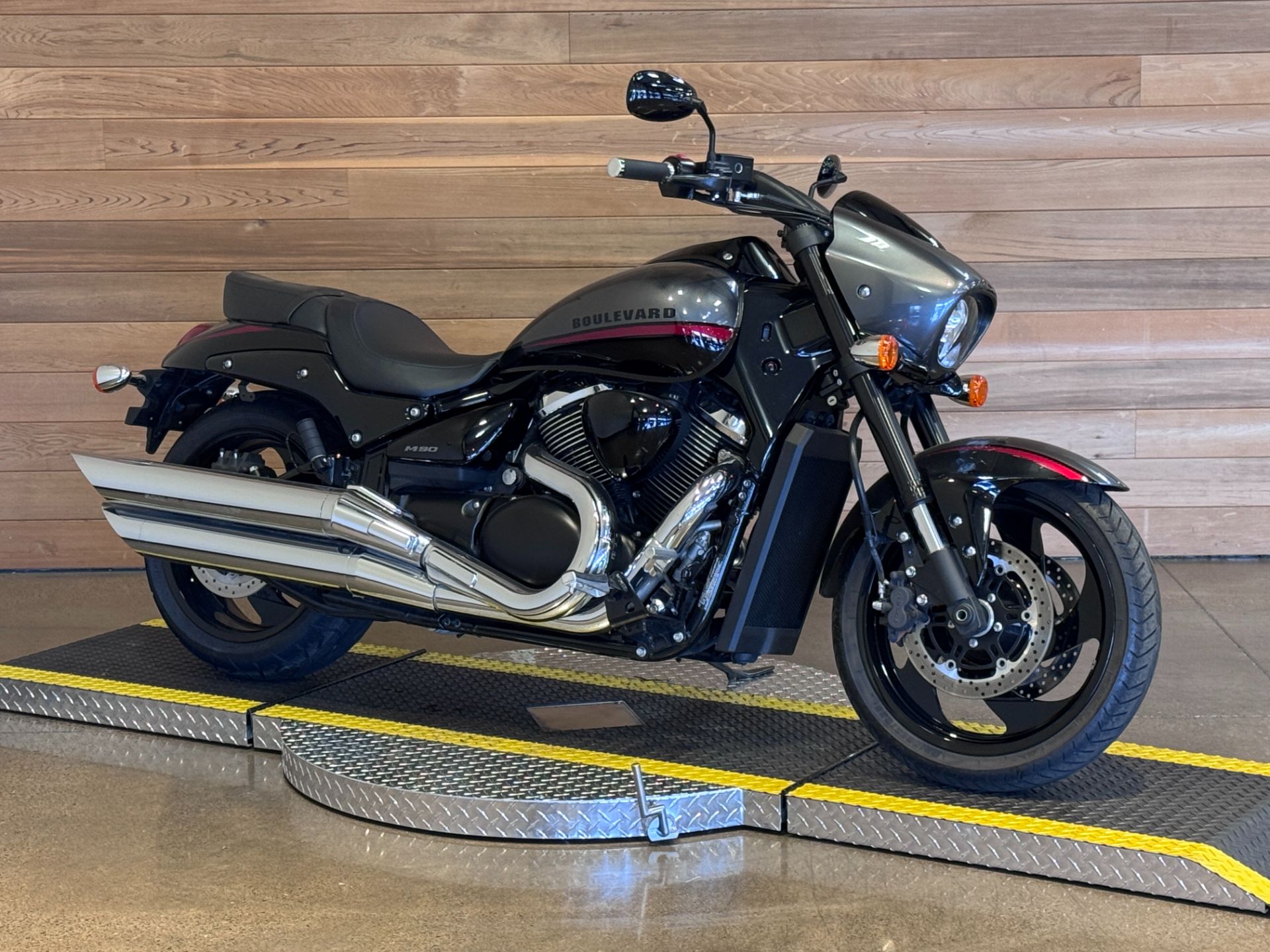 2019 Suzuki Boulevard M90 in Salem, Oregon - Photo 2