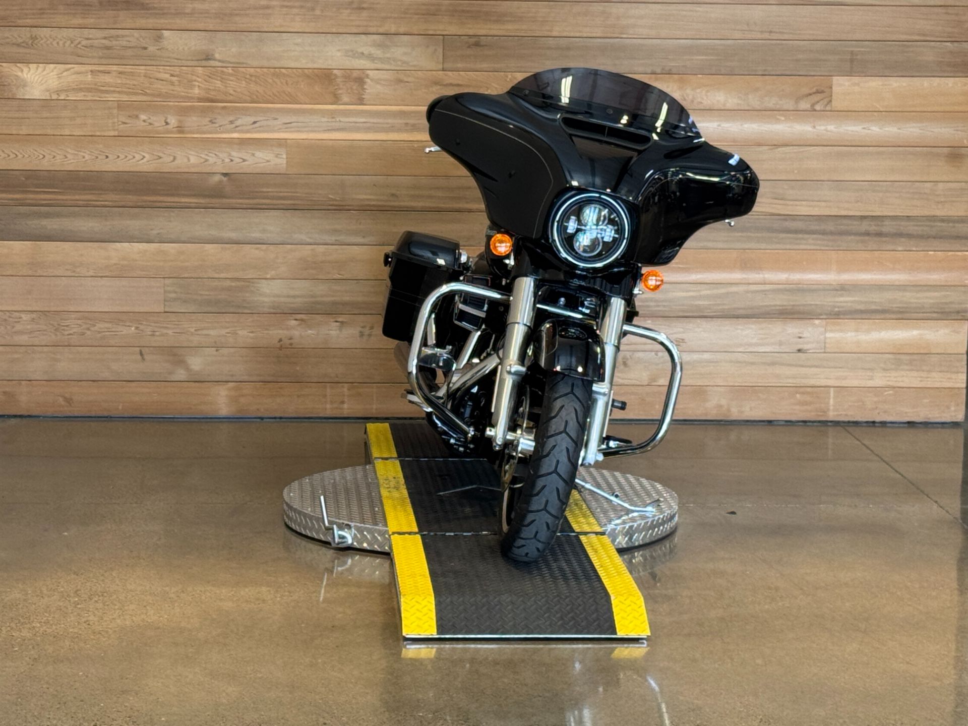2016 Harley-Davidson Street Glide® Special in Salem, Oregon - Photo 3