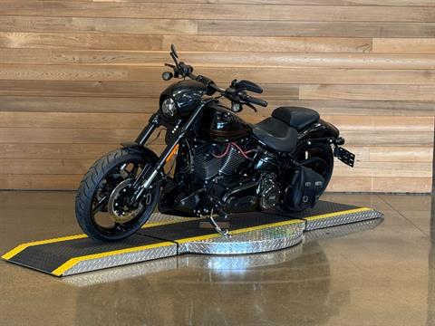 2017 Harley-Davidson CVO™ Pro Street Breakout® in Salem, Oregon - Photo 4