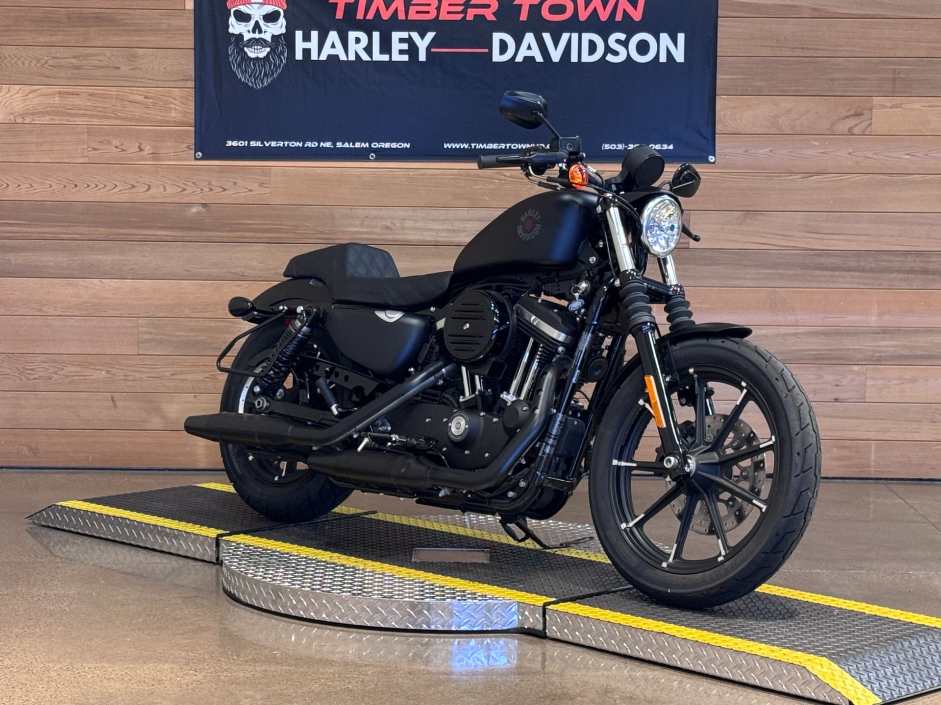 2022 Harley-Davidson Iron 883™ in Salem, Oregon - Photo 2