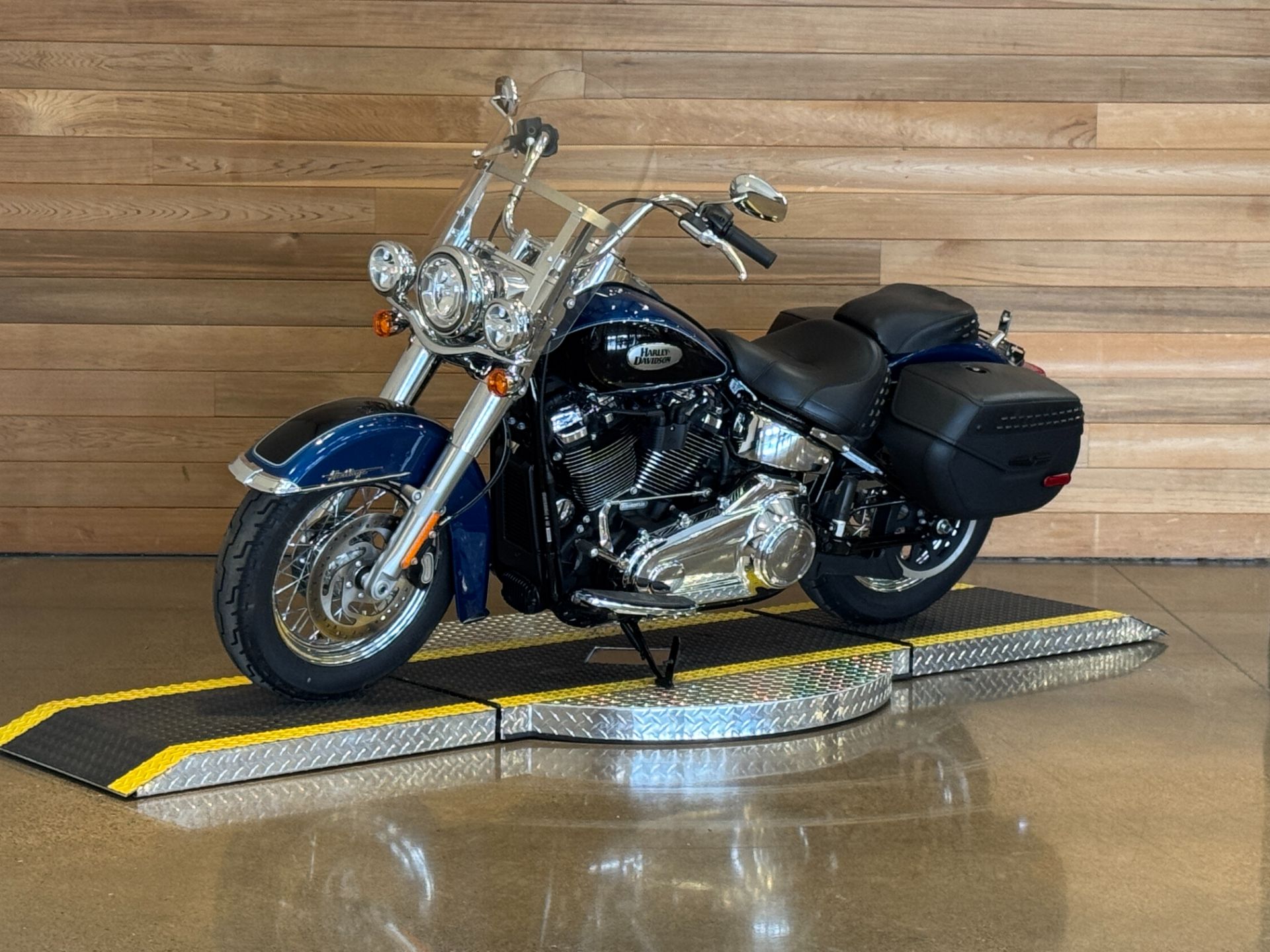 2022 Harley-Davidson Heritage Classic 114 in Salem, Oregon - Photo 4