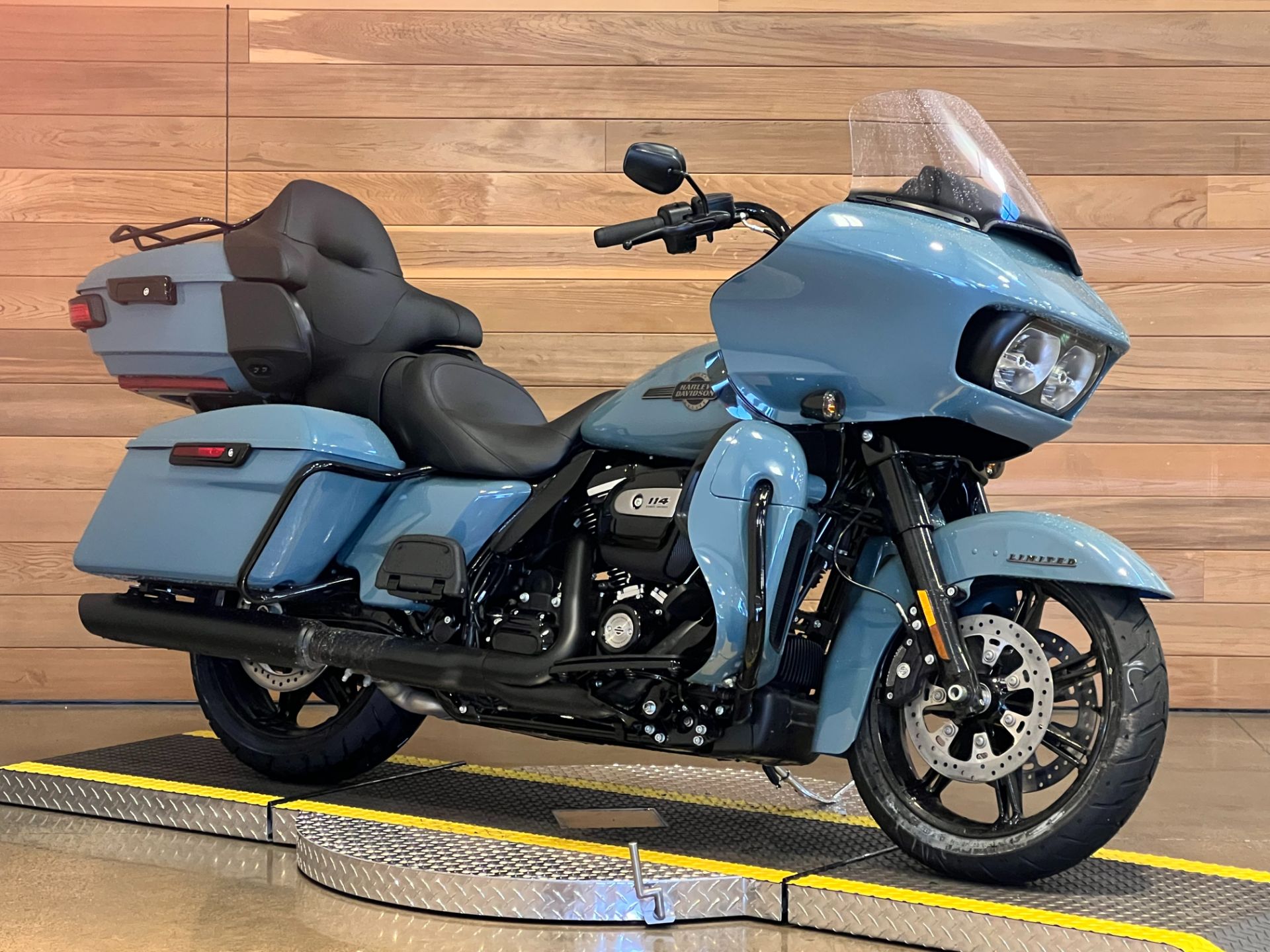 2024 Harley-Davidson Road Glide® Limited in Salem, Oregon - Photo 2