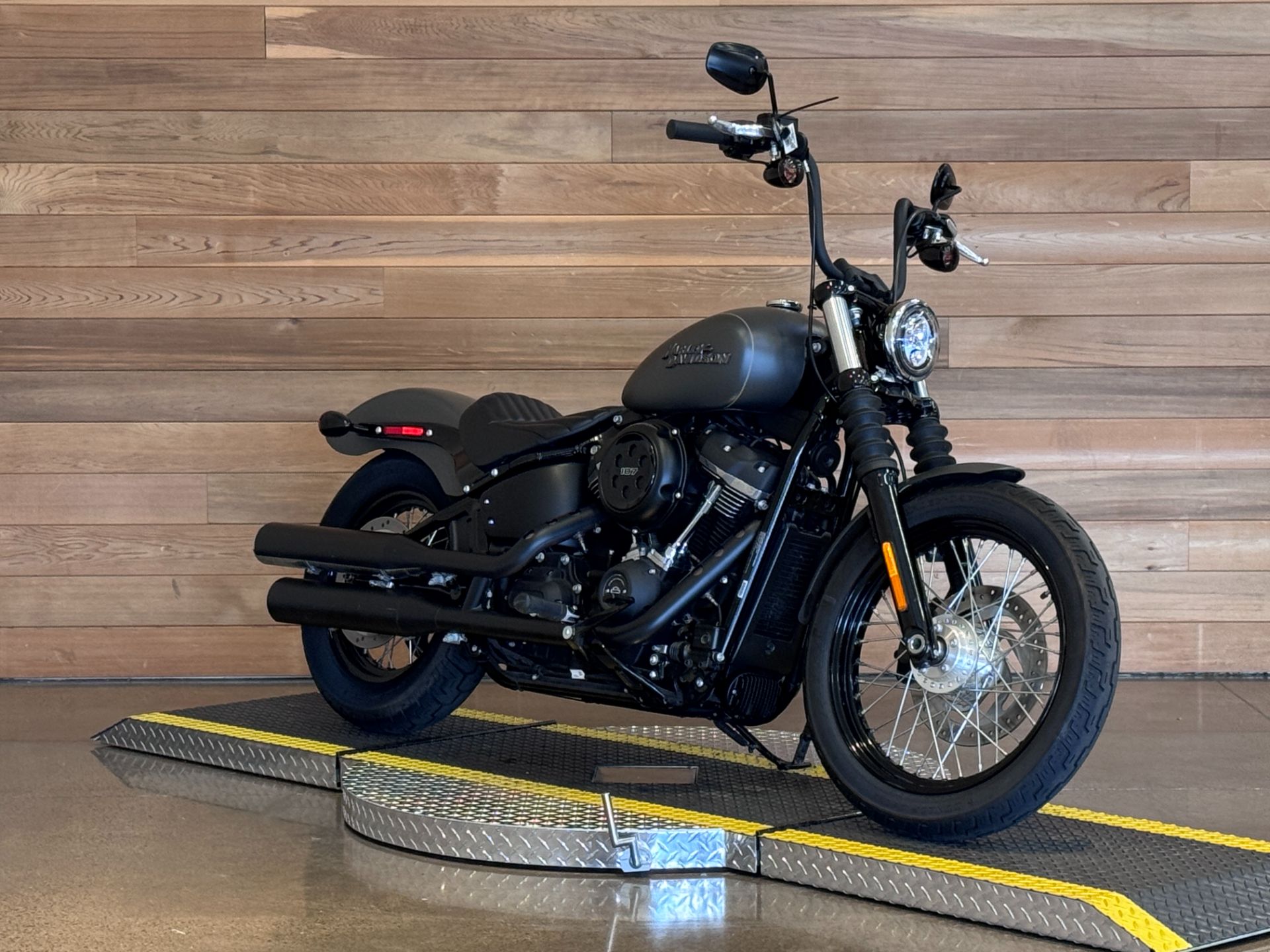 2019 Harley-Davidson Street Bob® in Salem, Oregon - Photo 2