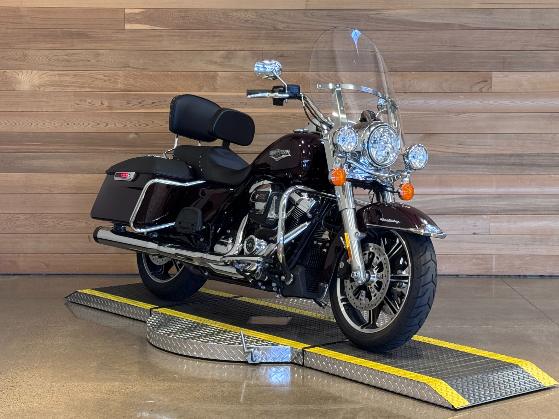 2022 Harley-Davidson Road King® in Salem, Oregon - Photo 2