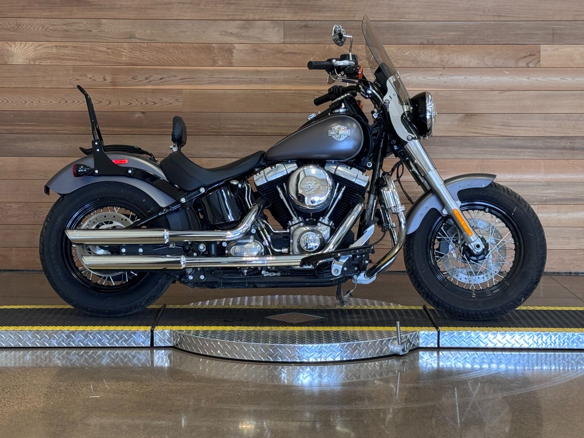 2015 Harley-Davidson Softail Slim® in Salem, Oregon - Photo 1