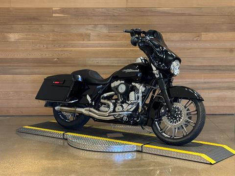 2013 Harley-Davidson Street Glide® in Salem, Oregon - Photo 2