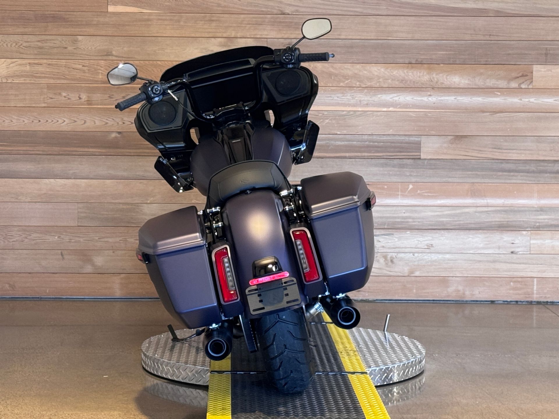 2025 Harley-Davidson Road Glide® in Salem, Oregon - Photo 6