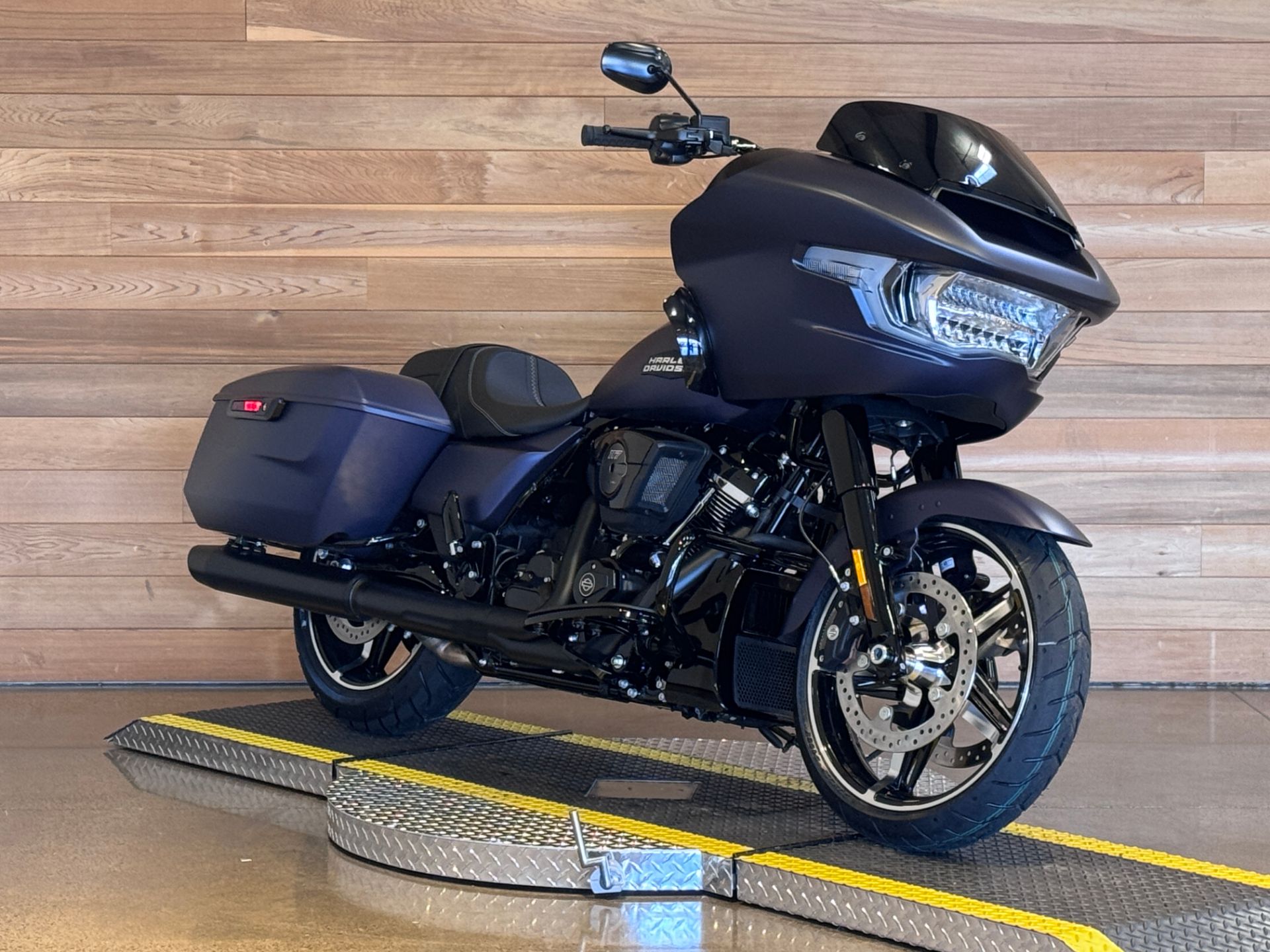 2025 Harley-Davidson Road Glide® in Salem, Oregon - Photo 2