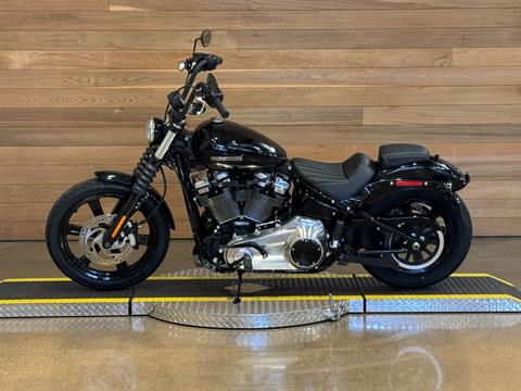 2025 Harley-Davidson Street Bob® in Salem, Oregon - Photo 5