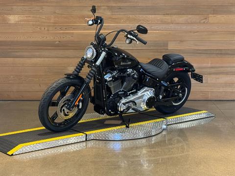 2025 Harley-Davidson Street Bob® in Salem, Oregon - Photo 4