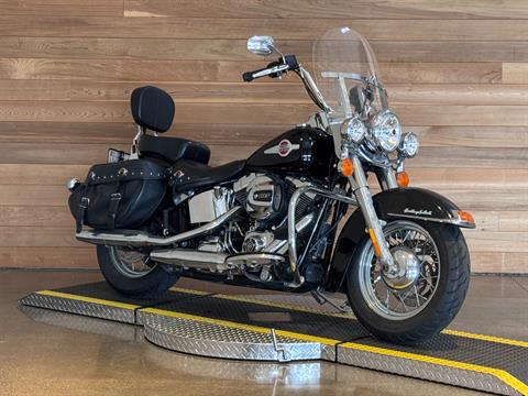 2017 Harley-Davidson Heritage Softail® Classic in Salem, Oregon - Photo 2