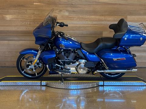 2025 Harley-Davidson Street Glide® Ultra in Salem, Oregon - Photo 5