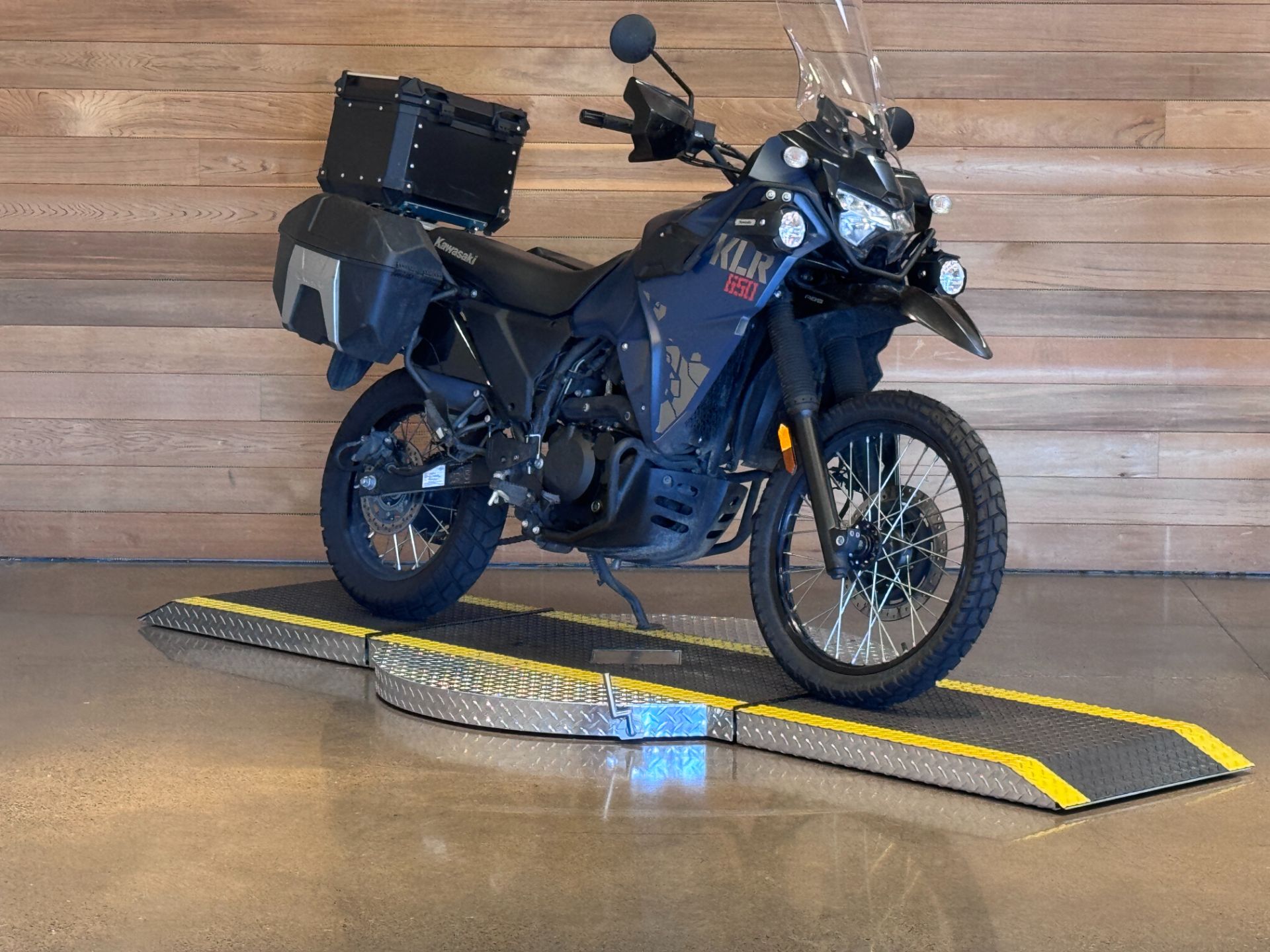 2024 Kawasaki KLR 650 Adventure ABS in Salem, Oregon - Photo 2