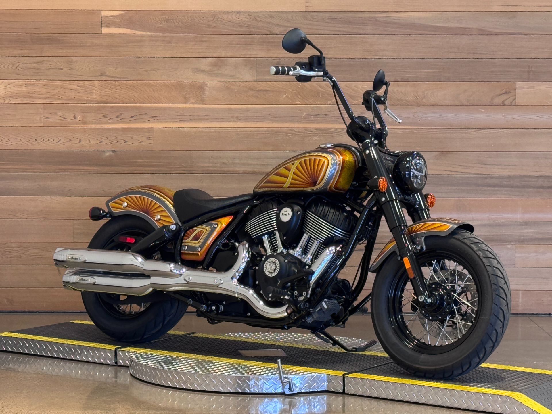 2022 Indian Motorcycle Chief Bobber in Salem, Oregon - Photo 2