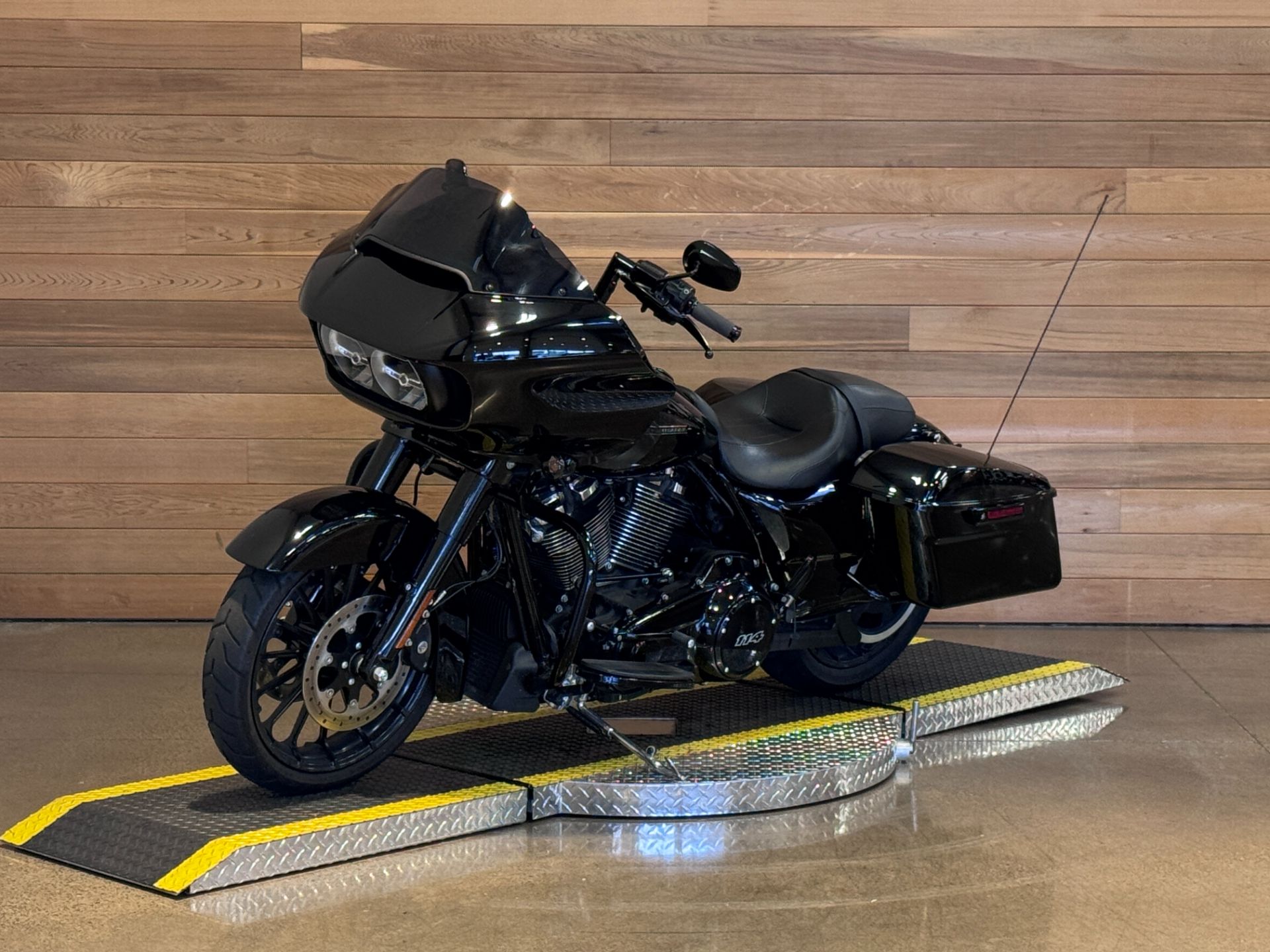2019 Harley-Davidson Road Glide® Special in Salem, Oregon - Photo 4