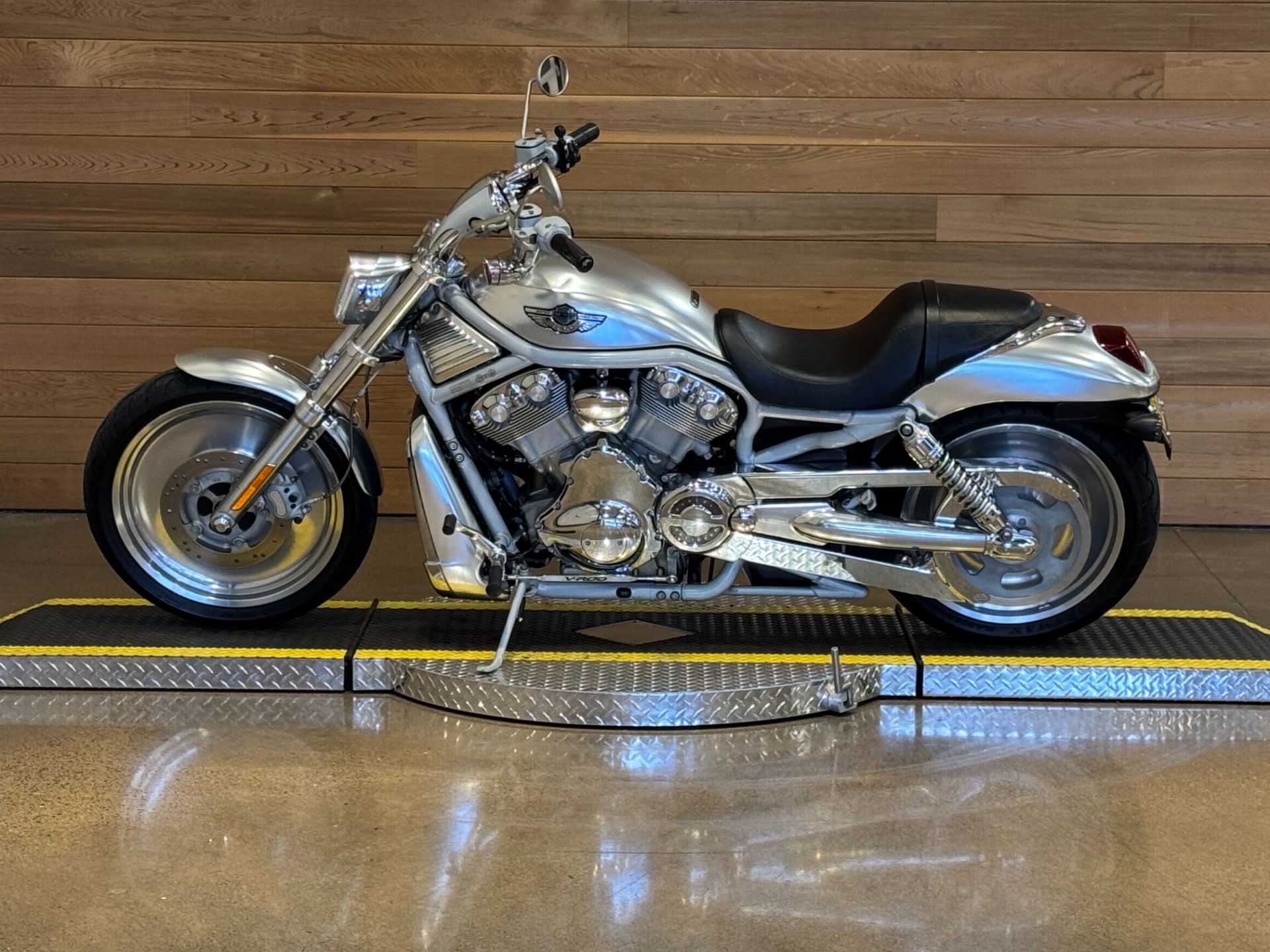 2003 Harley-Davidson VRSCA  V-Rod® 5