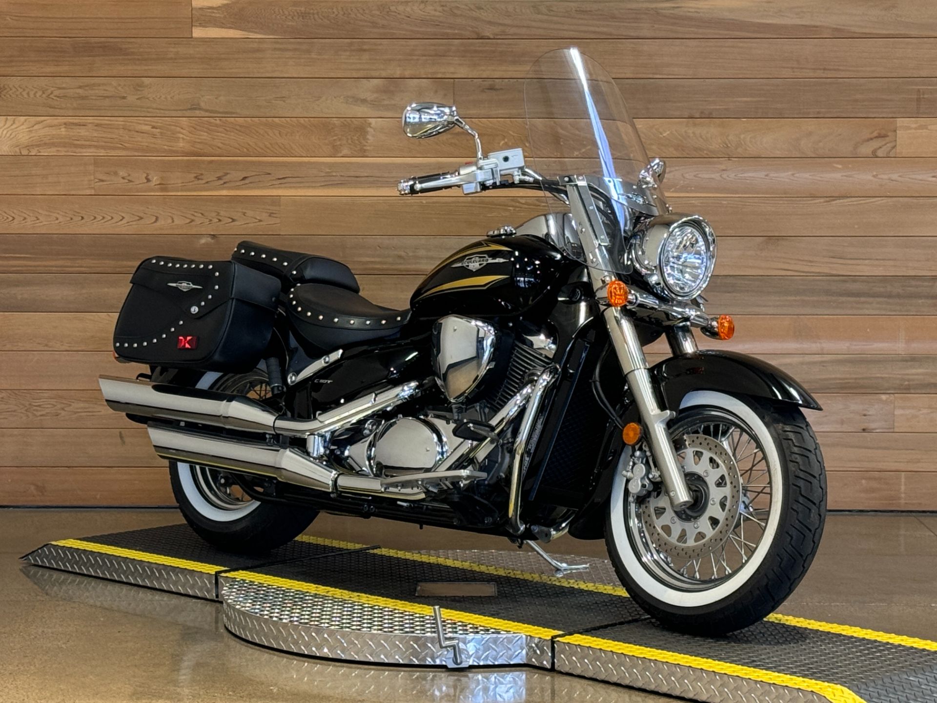 2018 Suzuki Boulevard C50 in Salem, Oregon - Photo 2