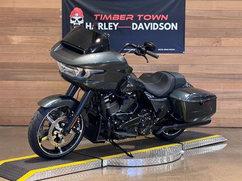 2025 Harley-Davidson Road Glide® in Salem, Oregon - Photo 4