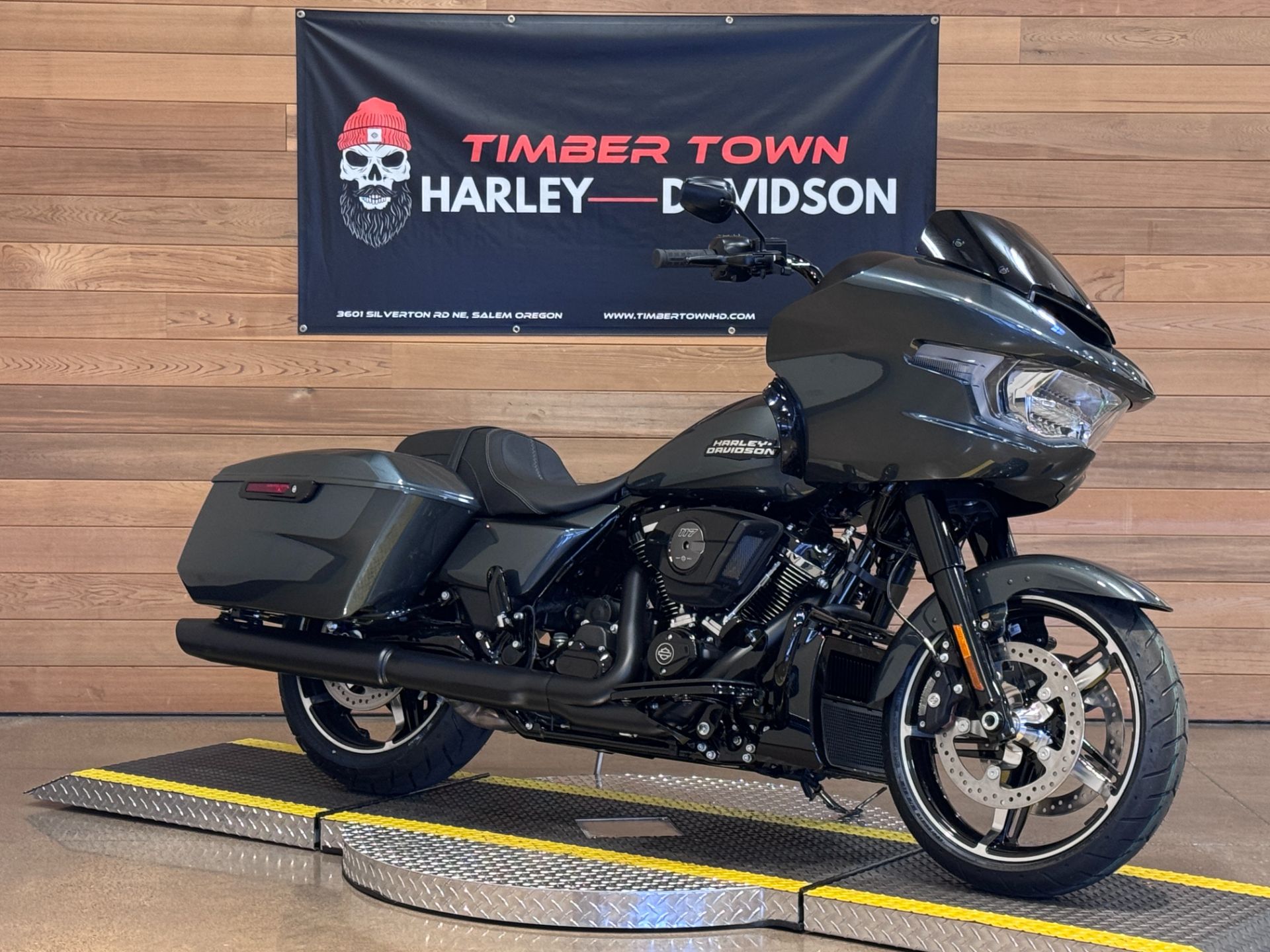 2025 Harley-Davidson Road Glide® in Salem, Oregon - Photo 2