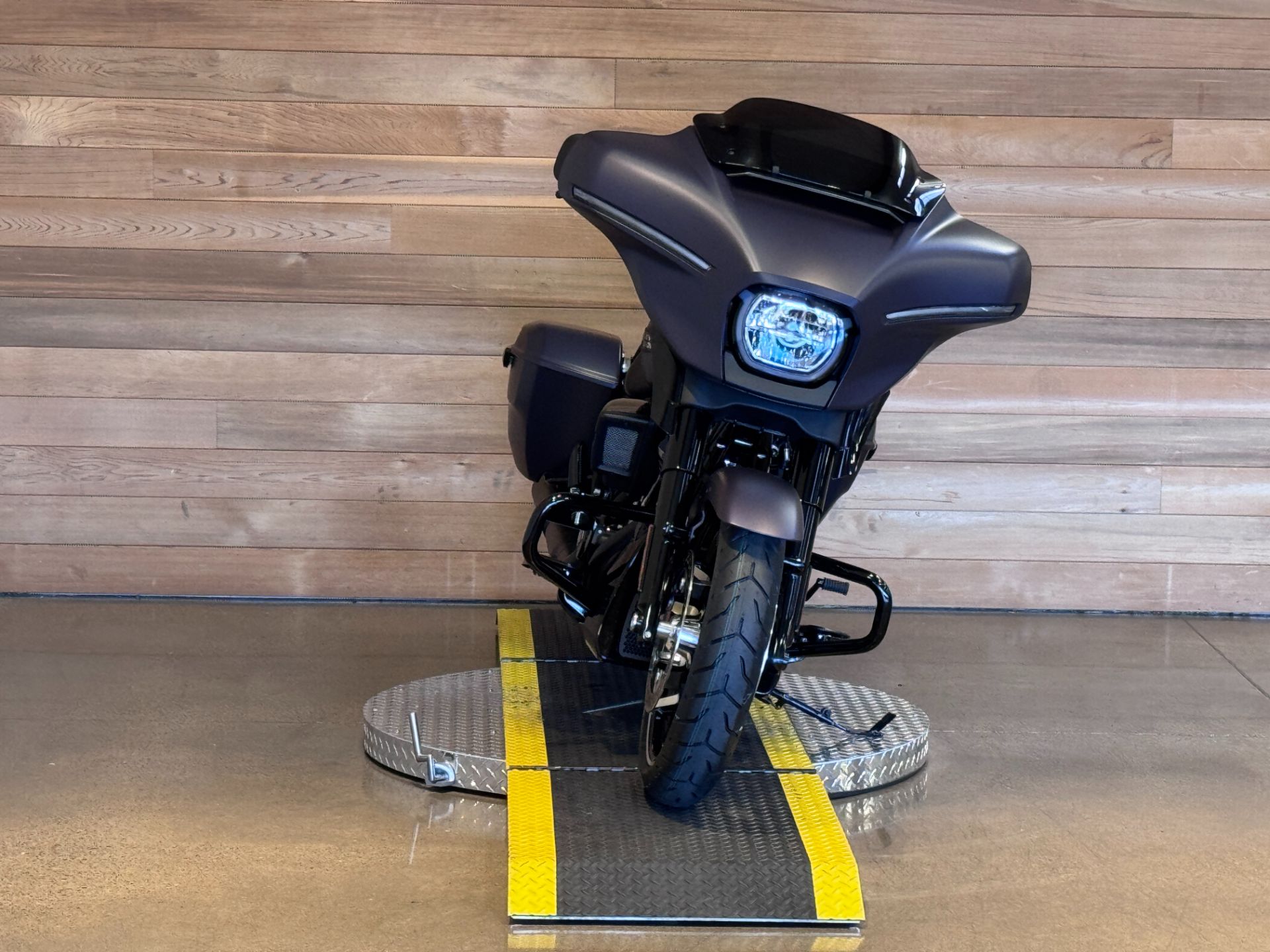 2025 Harley-Davidson Street Glide® in Salem, Oregon - Photo 3
