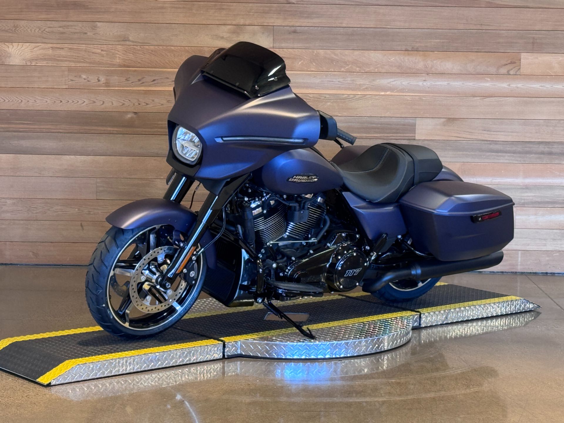 2025 Harley-Davidson Street Glide® in Salem, Oregon - Photo 4