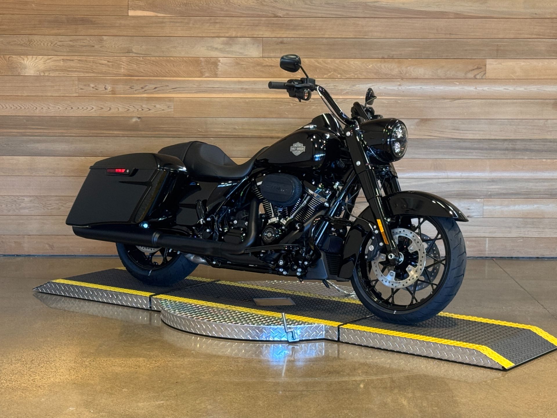 2025 Harley-Davidson Road King® Special in Salem, Oregon - Photo 2