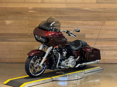2018 Harley-Davidson Road Glide® in Salem, Oregon - Photo 4