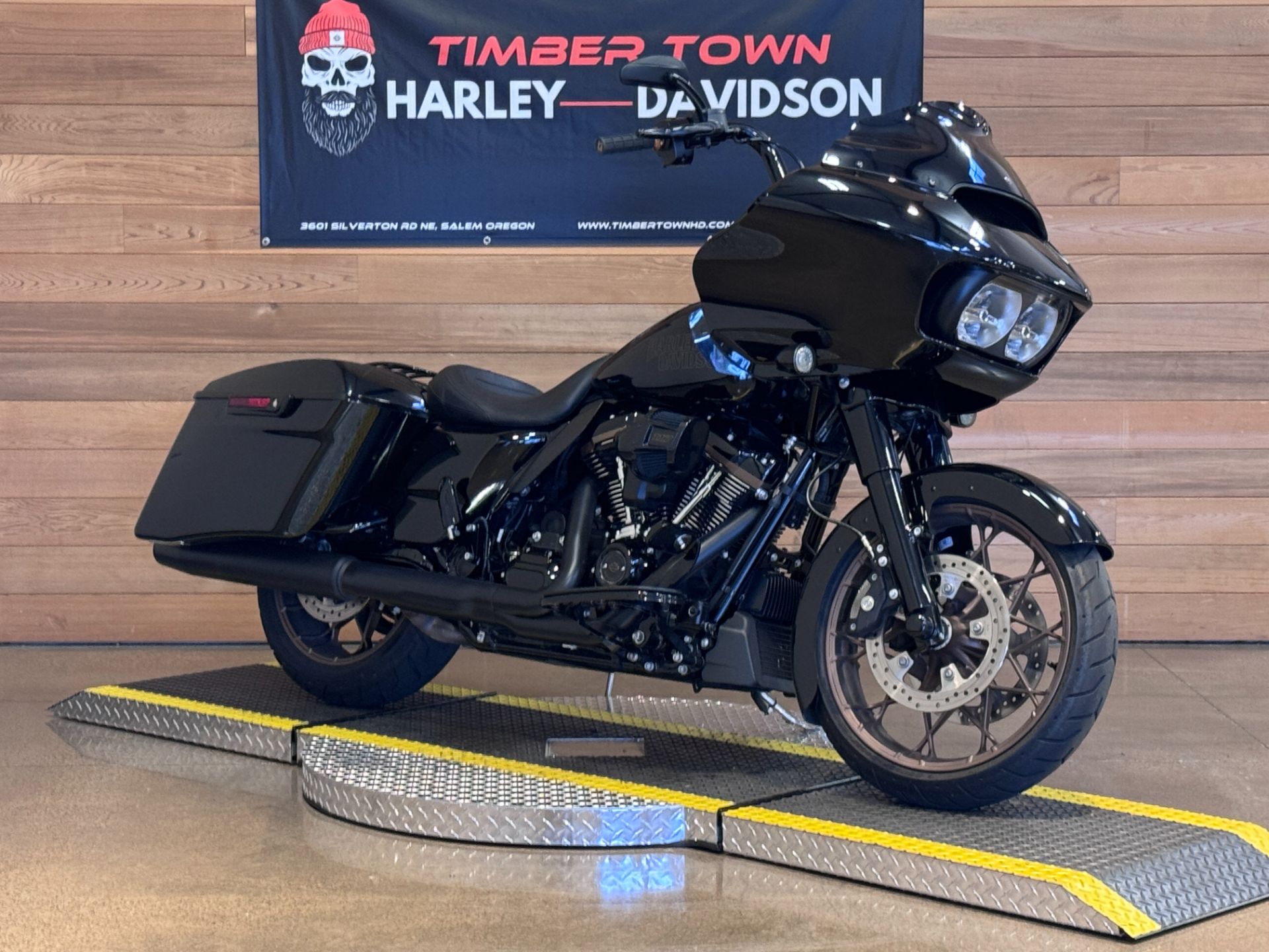 2022 Harley-Davidson Road Glide® ST in Salem, Oregon - Photo 2