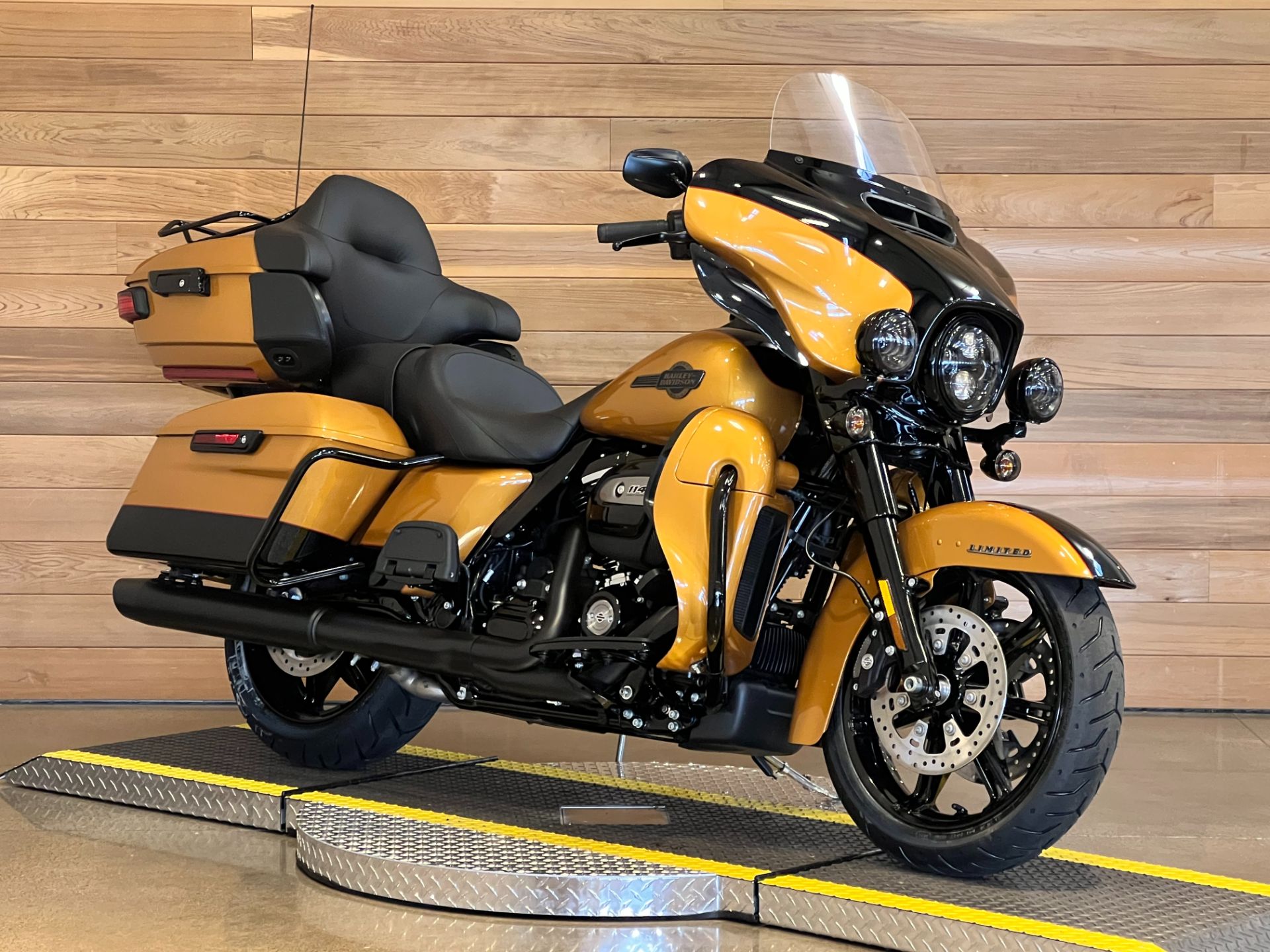 2023 Harley-Davidson Ultra Limited in Salem, Oregon - Photo 2