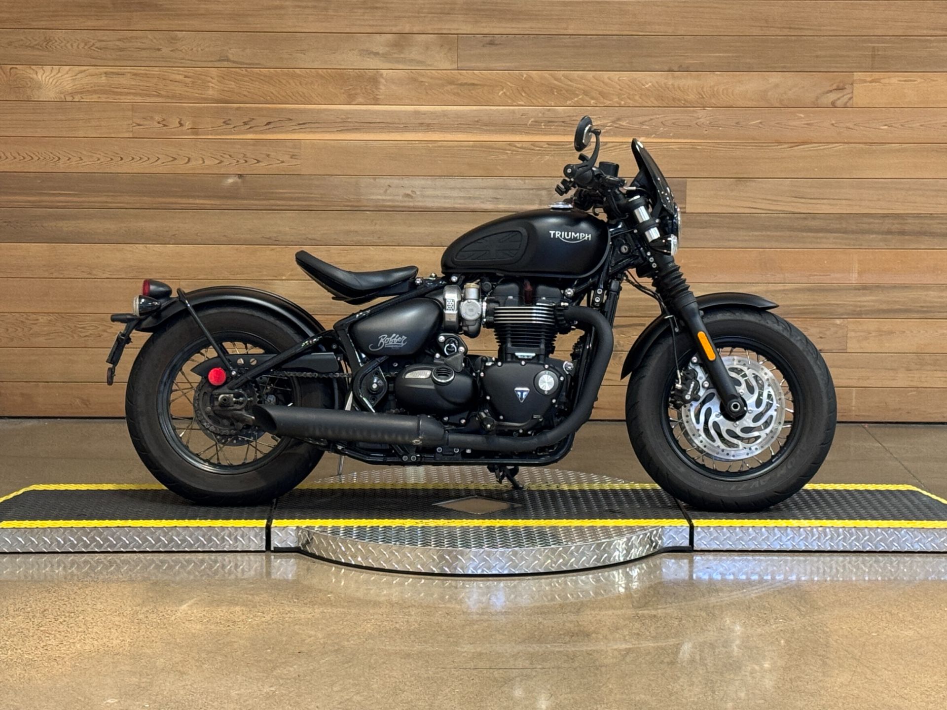 2018 Triumph Bonneville Bobber in Salem, Oregon - Photo 1