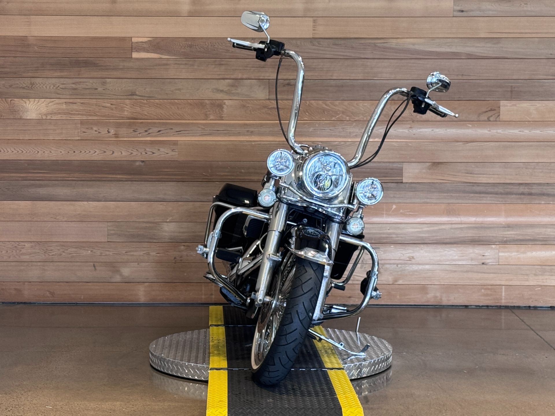 2017 Harley-Davidson Road King® in Salem, Oregon - Photo 3