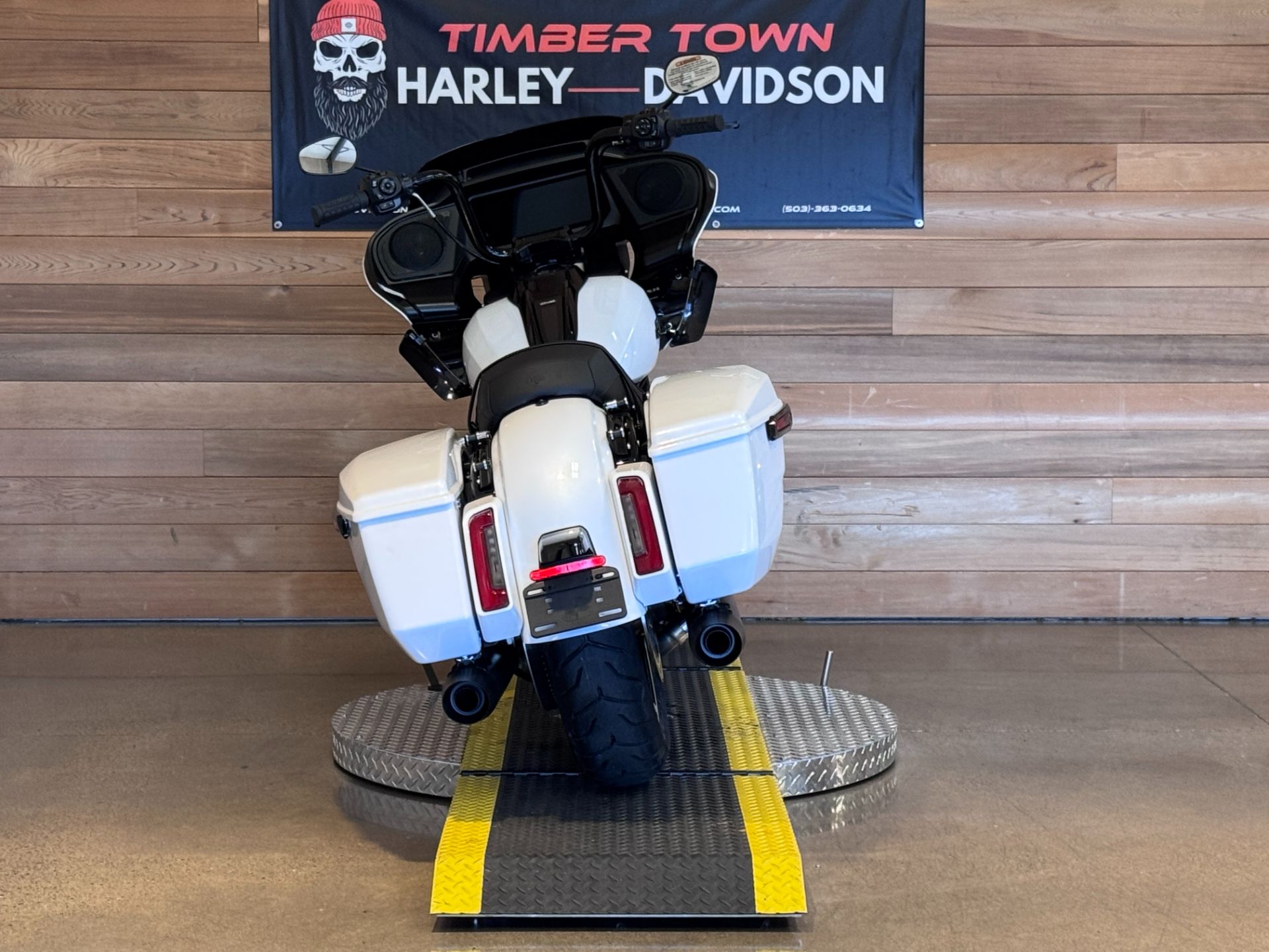2025 Harley-Davidson Road Glide® in Salem, Oregon - Photo 6