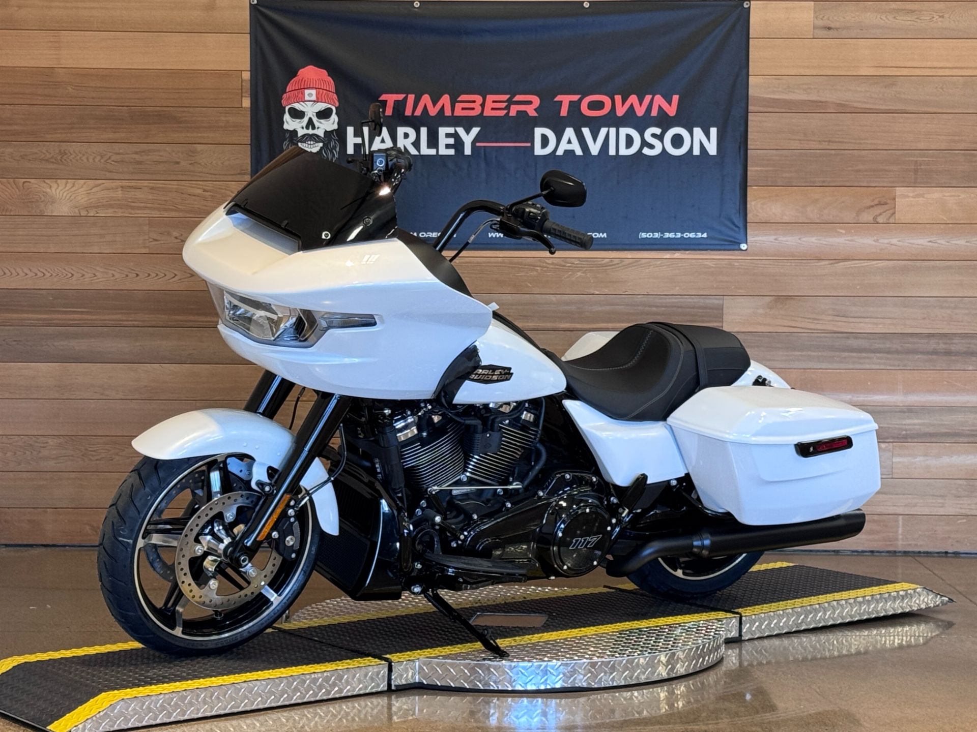 2025 Harley-Davidson Road Glide® in Salem, Oregon - Photo 4
