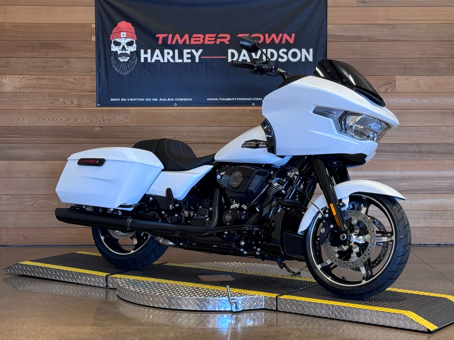 2025 Harley-Davidson Road Glide® in Salem, Oregon - Photo 2