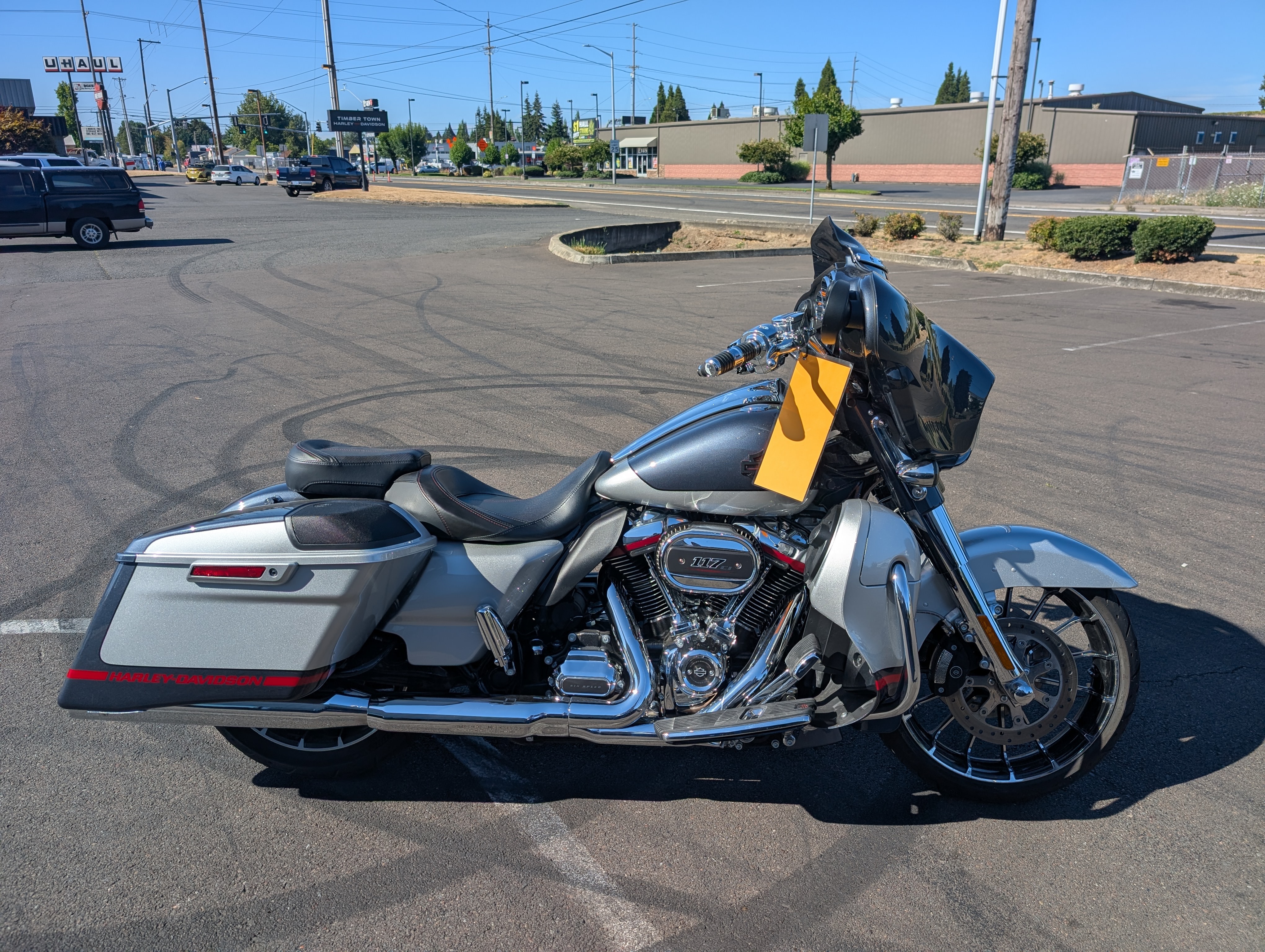 2019 CVO Street Glide®