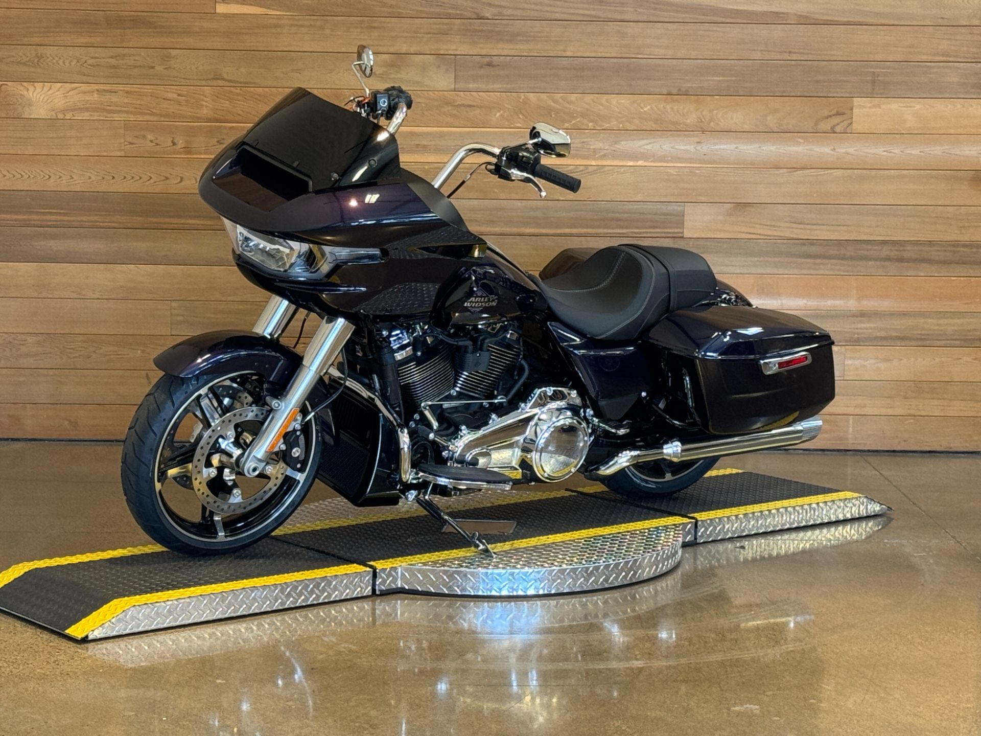 2025 Harley-Davidson Road Glide® in Salem, Oregon - Photo 4