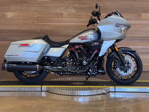 2025 Harley-Davidson CVO™ Road Glide® ST in Salem, Oregon