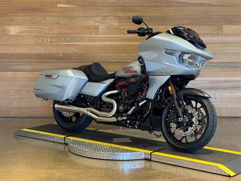 2025 Harley-Davidson CVO™ Road Glide® ST in Salem, Oregon - Photo 2