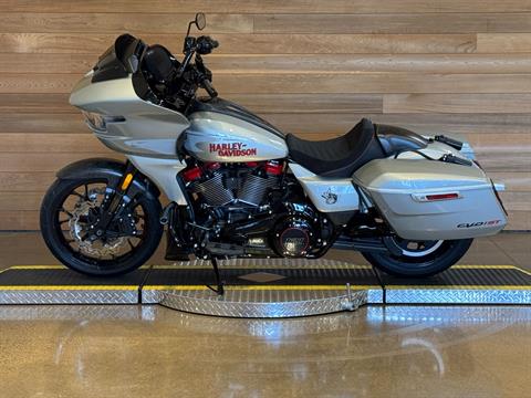 2025 Harley-Davidson CVO™ Road Glide® ST in Salem, Oregon - Photo 5