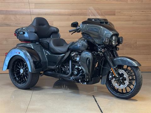 2025 Harley-Davidson Tri Glide® Ultra in Salem, Oregon - Photo 2