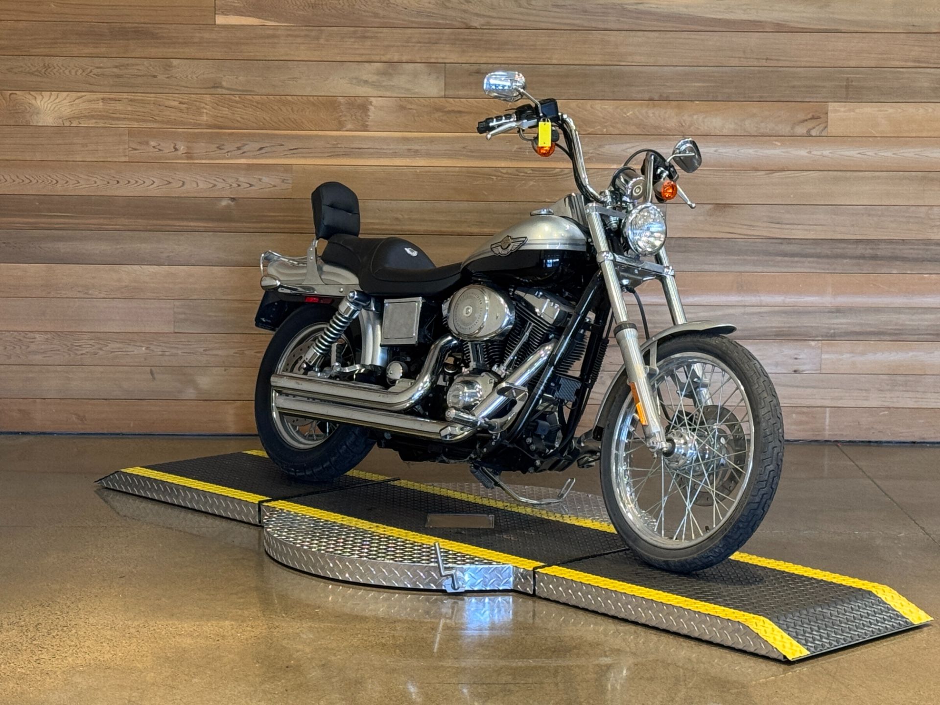 2003 Harley-Davidson FXDWG Dyna Wide Glide® in Salem, Oregon - Photo 2