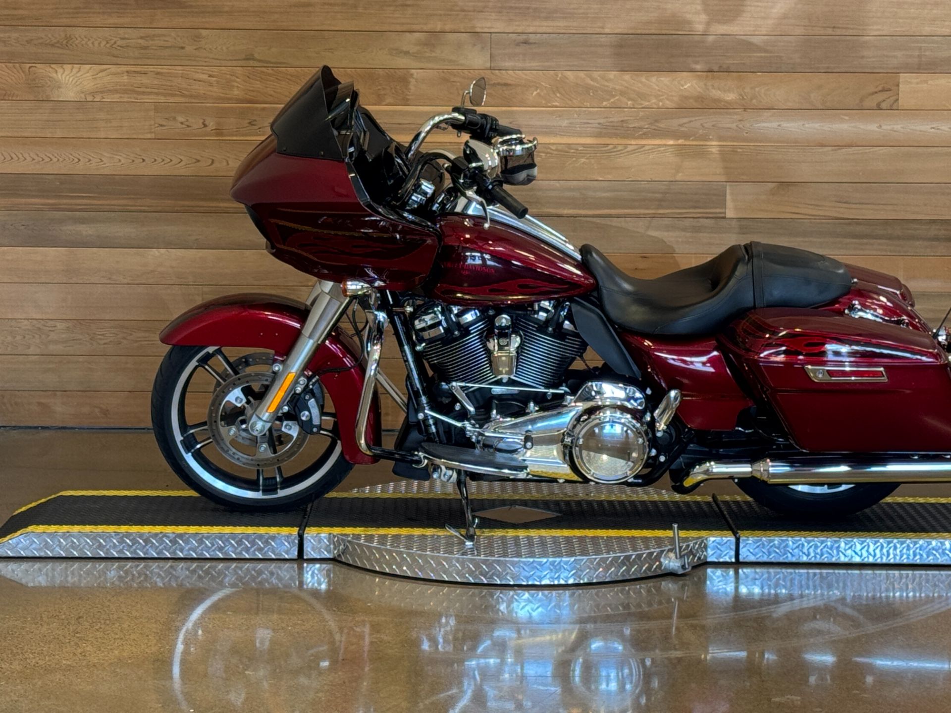 2017 Harley-Davidson Road Glide® Special in Salem, Oregon - Photo 5