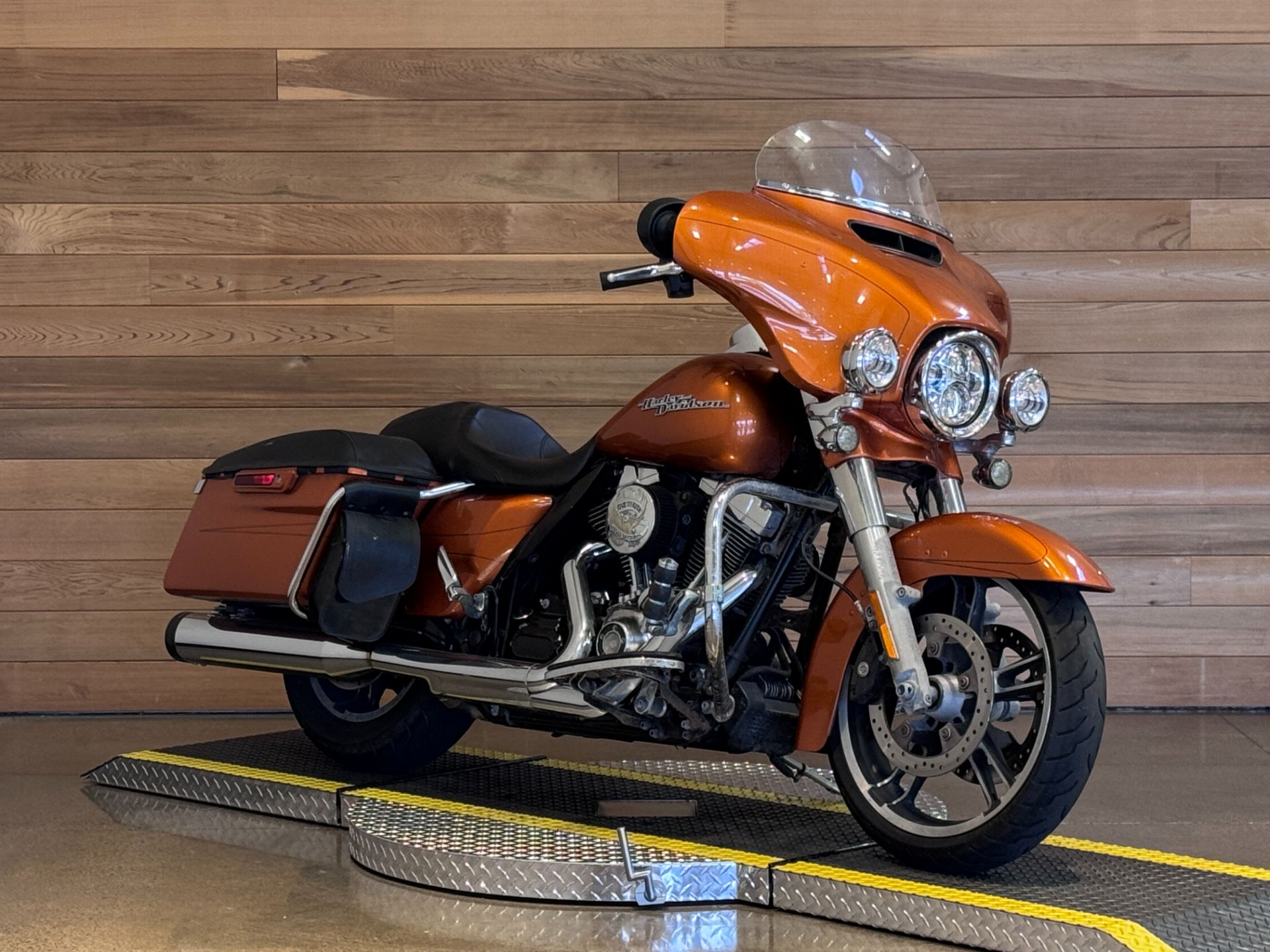 2015 Harley-Davidson Street Glide® Special in Salem, Oregon - Photo 2