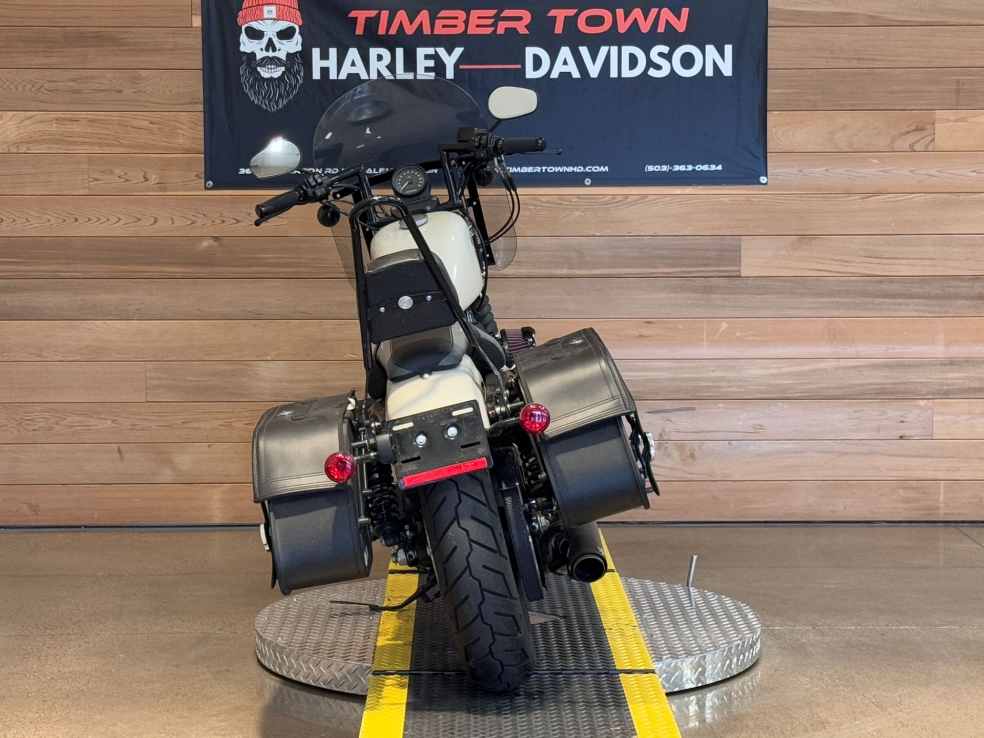 2022 Harley-Davidson Iron 883™ in Salem, Oregon - Photo 6